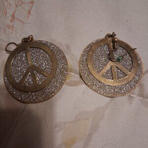 glittery peace sign earrings.final price please struggling mama/ disabled vet!
